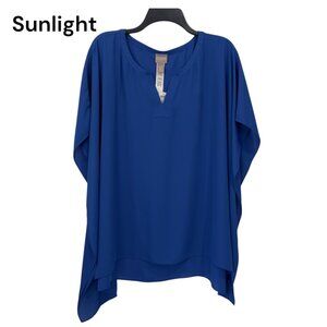 Chicos Blue Flowy V-Neck Tunic Top With Side Split Hem Design Size XL